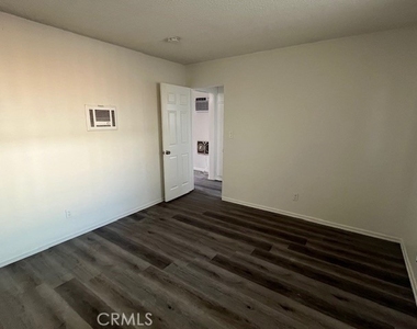 686 E Cottonwood Road - Photo Thumbnail 16