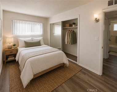 45421 Sunset Lane - Photo Thumbnail 2