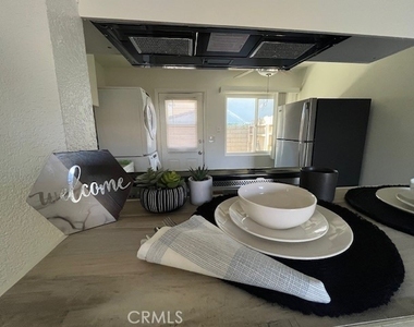 45421 Sunset Lane - Photo Thumbnail 10