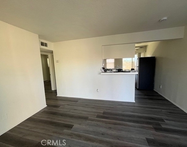 45421 Sunset Lane - Photo Thumbnail 9