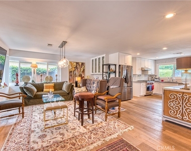 1800 Irvine - Photo Thumbnail 8