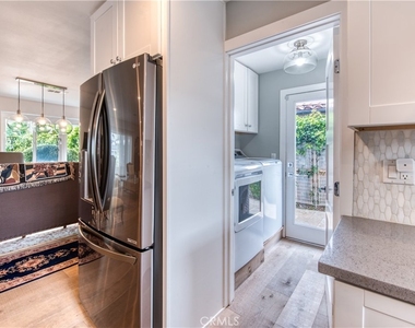 1800 Irvine - Photo Thumbnail 10
