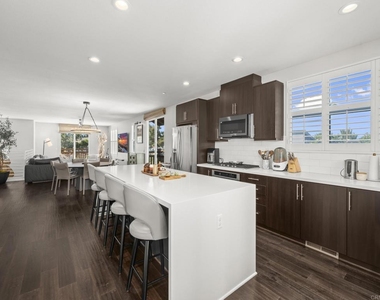 1859 N Vulcan Avenue - Photo Thumbnail 3