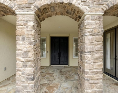 7625 Circulo Sequoia - Photo Thumbnail 6
