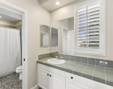 7625 Circulo Sequoia - Photo Thumbnail 37