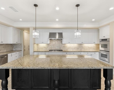 7625 Circulo Sequoia - Photo Thumbnail 15