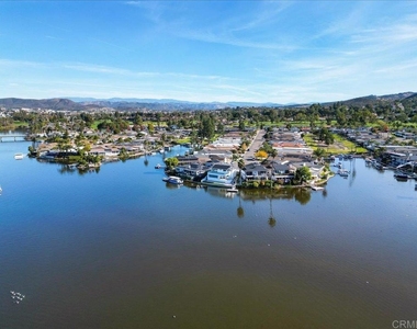 1498 La Linda Drive - Photo Thumbnail 36