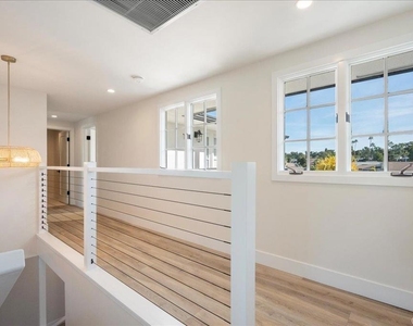 1498 La Linda Drive - Photo Thumbnail 11
