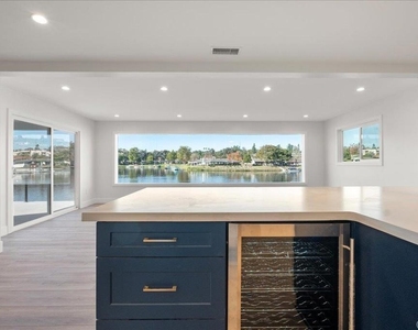1498 La Linda Drive - Photo Thumbnail 7