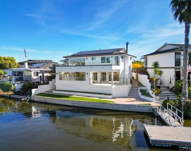 1498 La Linda Drive - Photo Thumbnail 1