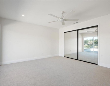 1498 La Linda Drive - Photo Thumbnail 16