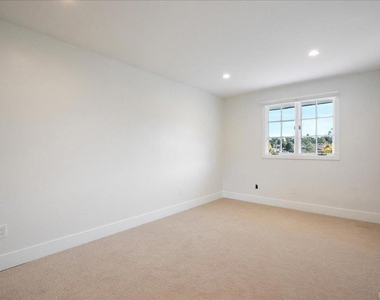 1498 La Linda Drive - Photo Thumbnail 10