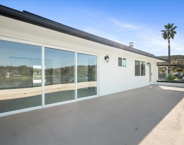 1498 La Linda Drive - Photo Thumbnail 22