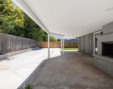 6265 Lake Alamor Avenue - Photo Thumbnail 17