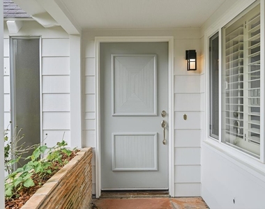 20 Kent Place - Photo Thumbnail 9