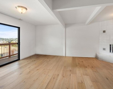 70 Adam Court - Photo Thumbnail 19