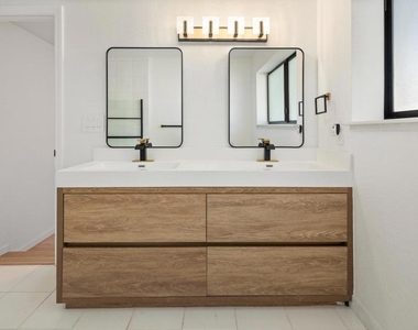 70 Adam Court - Photo Thumbnail 18