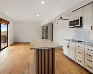 70 Adam Court - Photo Thumbnail 17