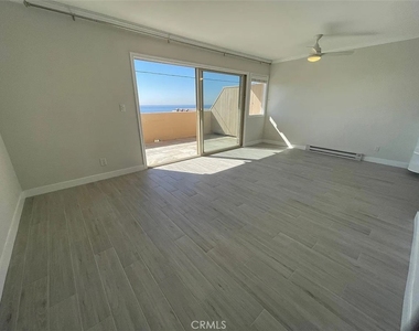 2037 S Coast - Photo Thumbnail 9
