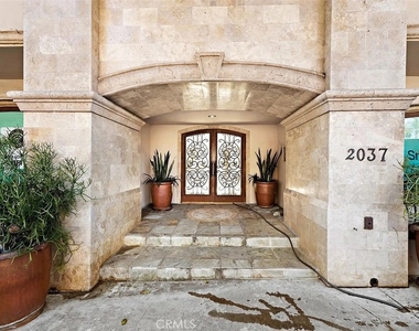 2037 S Coast - Photo Thumbnail 17