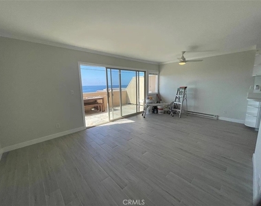 2037 S Coast - Photo Thumbnail 6