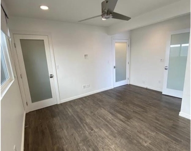 577 Ramona - Photo Thumbnail 20