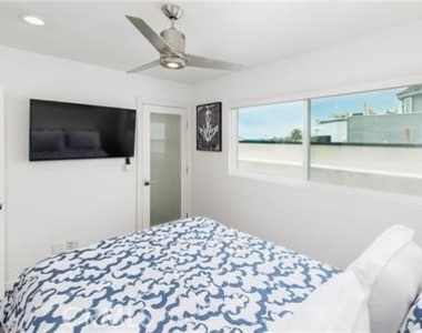 577 Ramona - Photo Thumbnail 14
