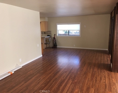 3690 Tulare Street - Photo Thumbnail 7