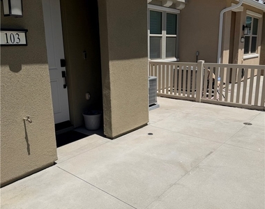 3930 Lavine Way - Photo Thumbnail 2