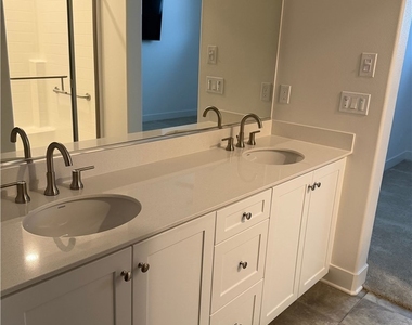 3930 Lavine Way - Photo Thumbnail 16