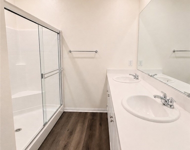 16570 Wyndham - Photo Thumbnail 16