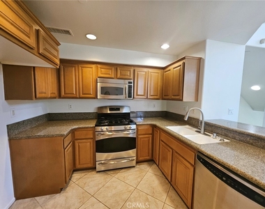 3874 Polk - Photo Thumbnail 10