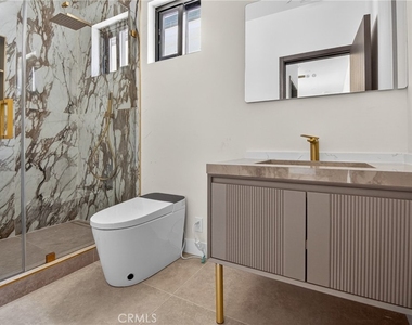 7605 Greg Avenue - Photo Thumbnail 15