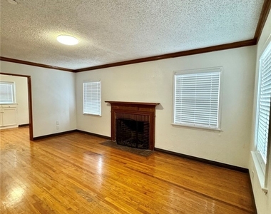 141 W Fairview Avenue - Photo Thumbnail 6