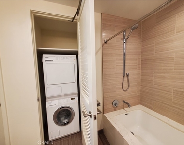 877 Francisco Street - Photo Thumbnail 7