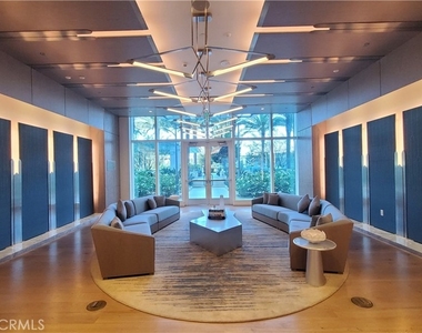 877 Francisco Street - Photo Thumbnail 15