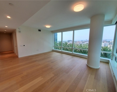 877 Francisco Street - Photo Thumbnail 1