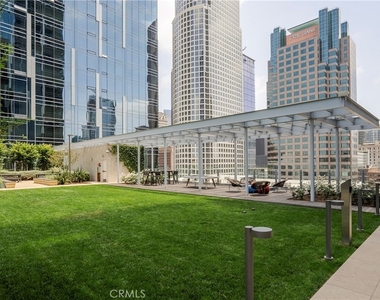 877 Francisco Street - Photo Thumbnail 19
