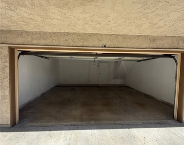 5195 Walnut - Photo Thumbnail 28