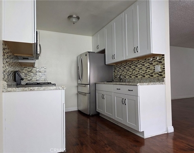 706 E Harvard - Photo Thumbnail 21