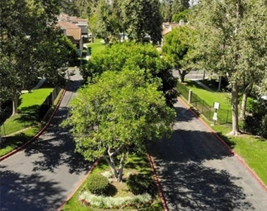 9306 Mesa Verde - Photo Thumbnail 11