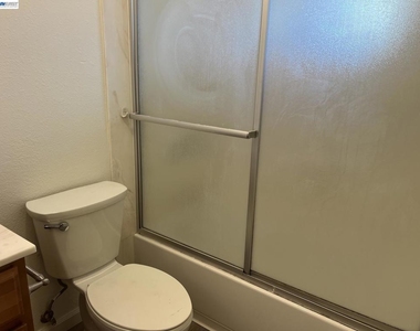 36976 Mulberry St - Photo Thumbnail 17