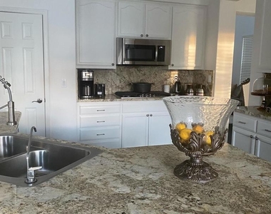 2539 Neptune Ct - Photo Thumbnail 2