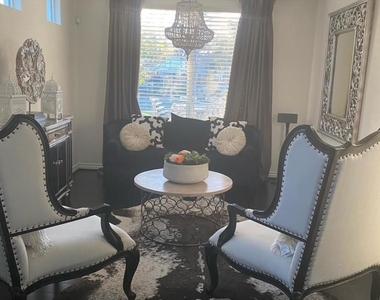 2539 Neptune Ct - Photo Thumbnail 3