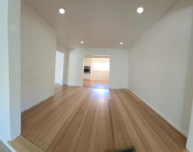 2 Rae Ct - Photo Thumbnail 9