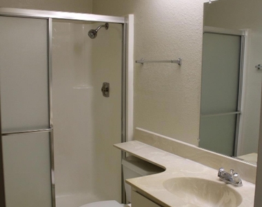821 Shelley St - Photo Thumbnail 23