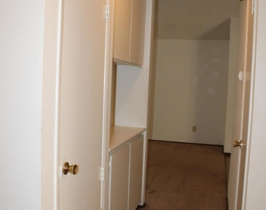 821 Shelley St - Photo Thumbnail 25
