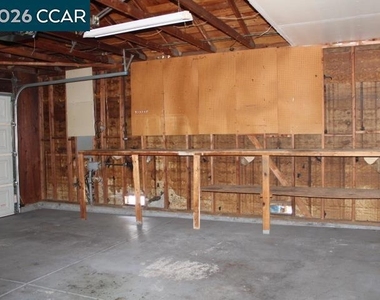821 Shelley St - Photo Thumbnail 27