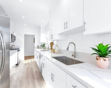 1510 S Durango Avenue - Photo Thumbnail 8