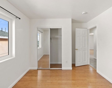 145 E Gage Avenue - Photo Thumbnail 19